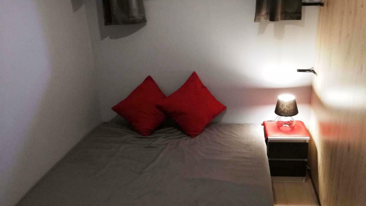Apartament Bielany Oczapowskiego Varsóvia Exterior foto
